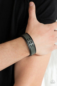 Paparazzi " Blaze a Trail " Black & Gray LEATHER Stitched Unisex Snap Band Bracelet