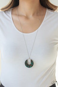 "Setting The Fashion" Silver Metal Green Marbled Acrylic Pendant Necklace Set